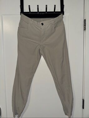 BYLT Basics ACE Jogger Men’s in Beige